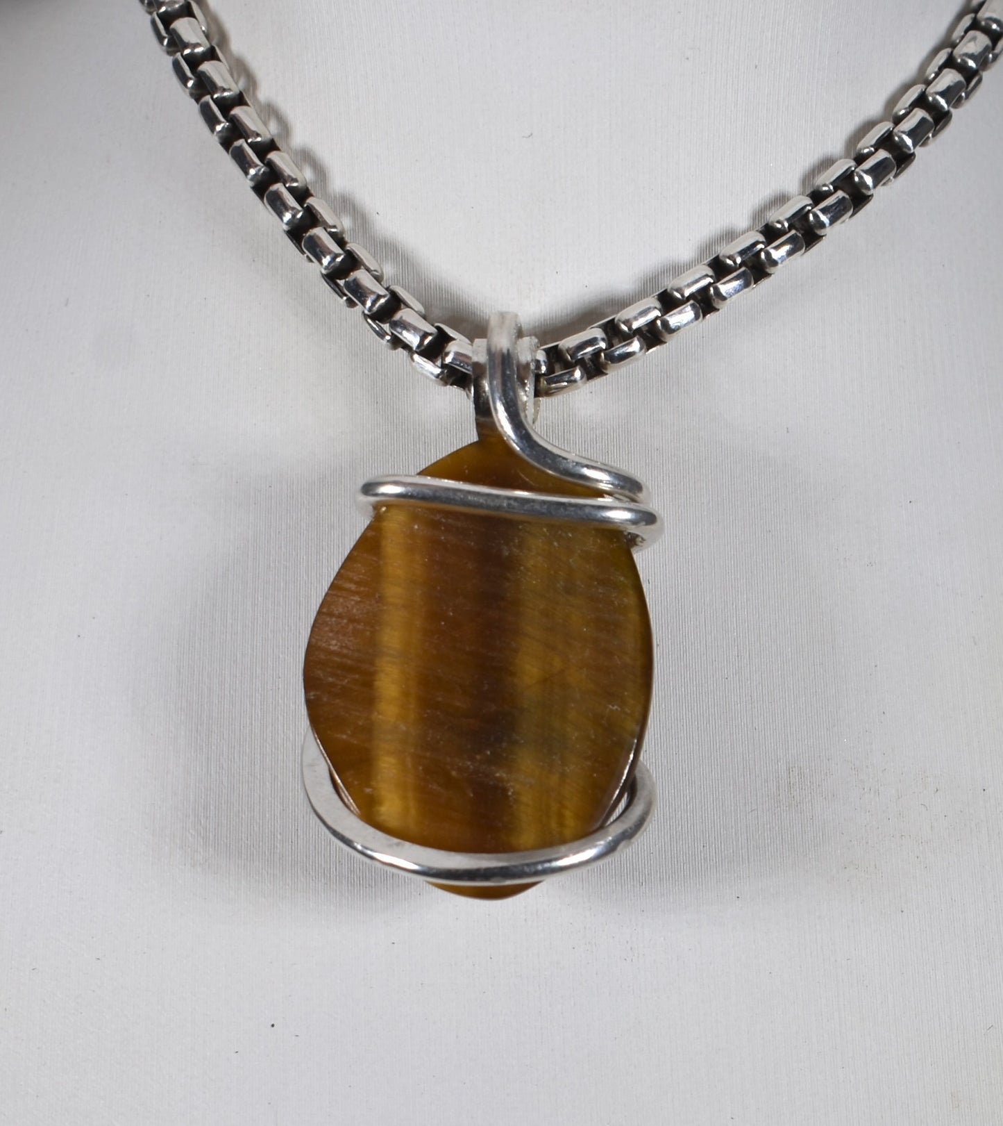 Tiger Eye Pendant Necklace 925 Sterling Silver